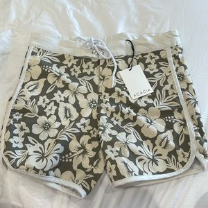 Acacia kids swim trunks nwt